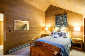 2 bedrooms, free Internet, bed sheets