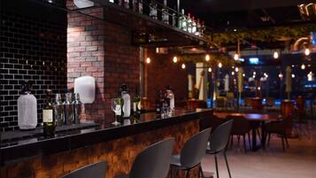 Bar (en la propiedad)