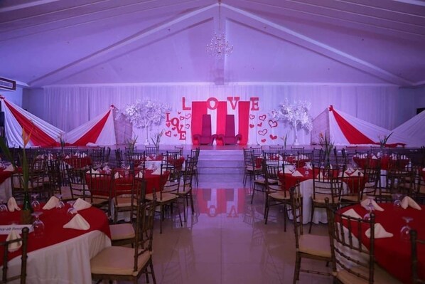 Banquet hall