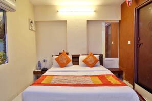 In-room safe, desk, soundproofing, free WiFi - Hotel Royal Stay (Ahmedabad)