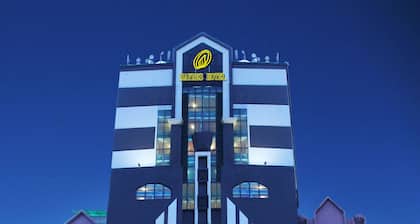 Mayres Hotel Kota Tinggi