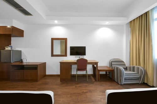 Palette - Kota Tinggi Mayres Hotel