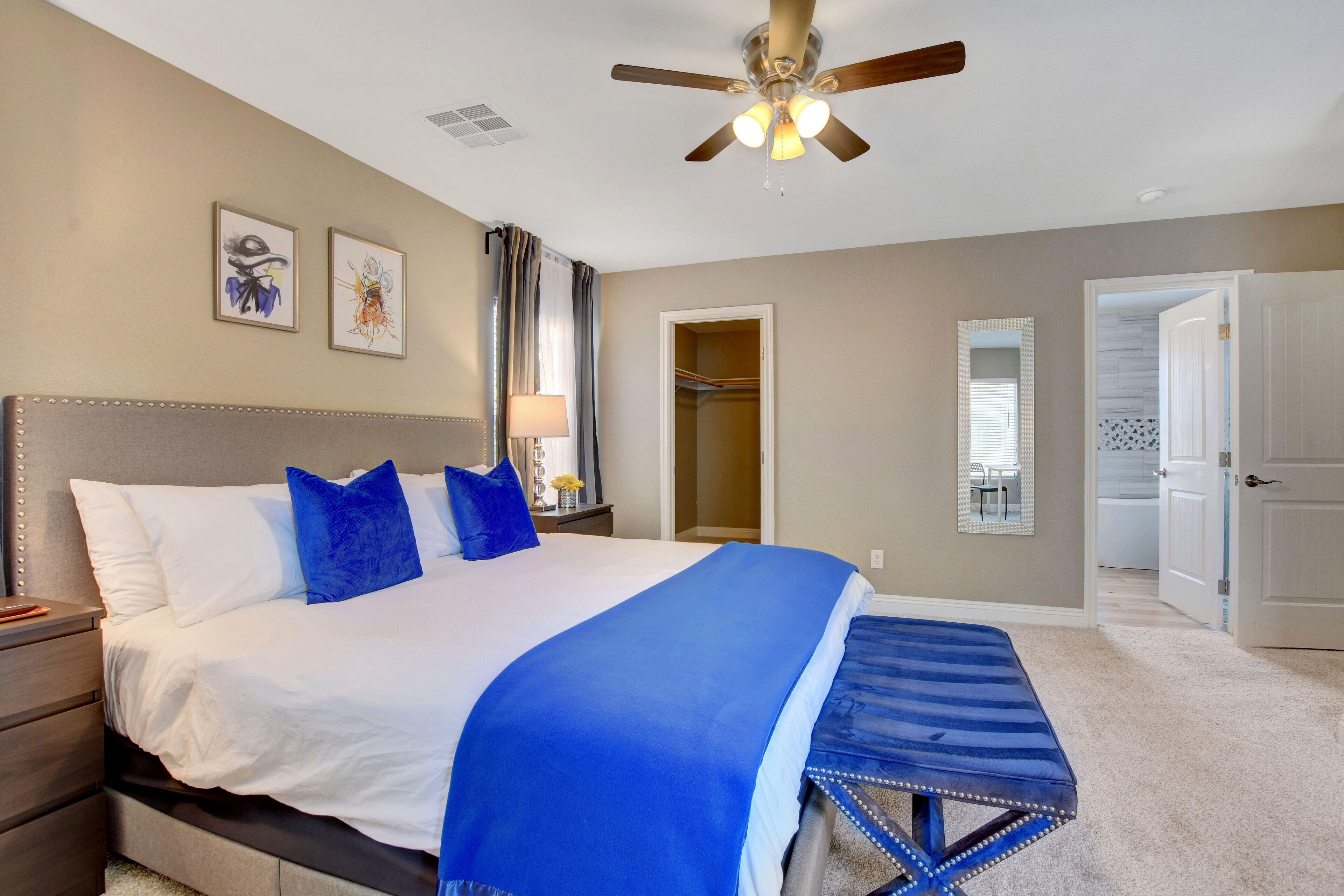 4 bedrooms, in-room safe, iron/ironing board, WiFi