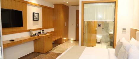 Winter Green Room | Minibar, pengeskab på værelset, skrivebord, strygejern/strygebræt