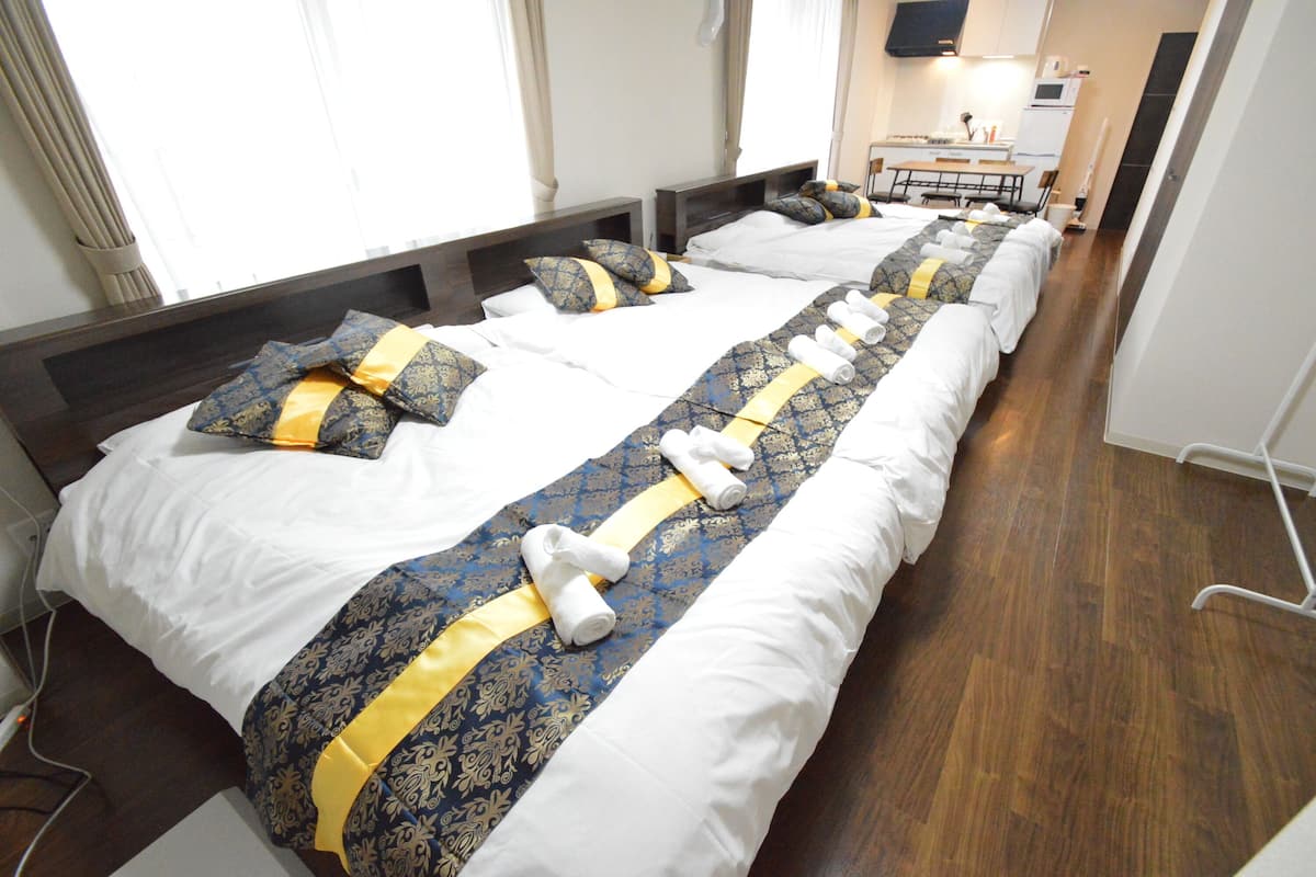 Superior Apartment (701) | 1 bedroom, desk, laptop workspace, free WiFi