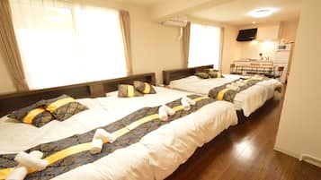 Superior Apartment (701) | 1 bedroom, desk, laptop workspace, free WiFi