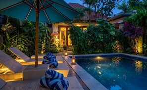 Kolam renang outdoor