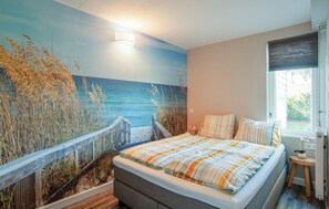 3 عدّة غرف نوم وسرير سفر وواي فاي مجانًا وملاءات أسرّة