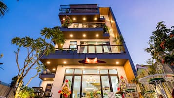 Front of property - evening/night