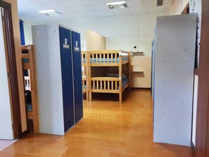 Sistema de insonorización, wifi gratis y ropa de cama 