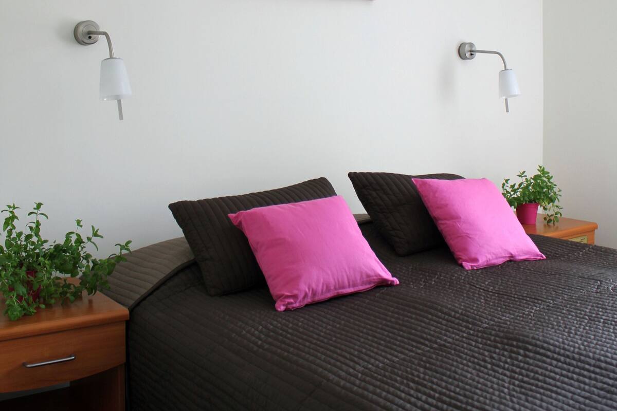 Double Room | Desk, blackout drapes, WiFi (free), bed sheets
