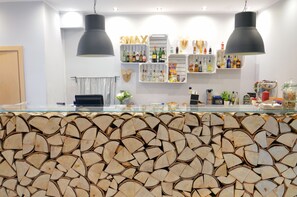 Bar (on property) - Hotel Chojnik (Podgorzyn)