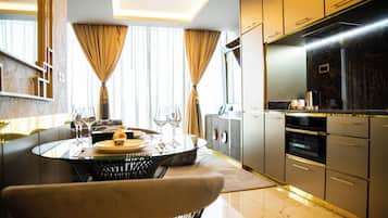 Executive Suite | 1 bedroom, premium bedding, pillow-top beds, minibar