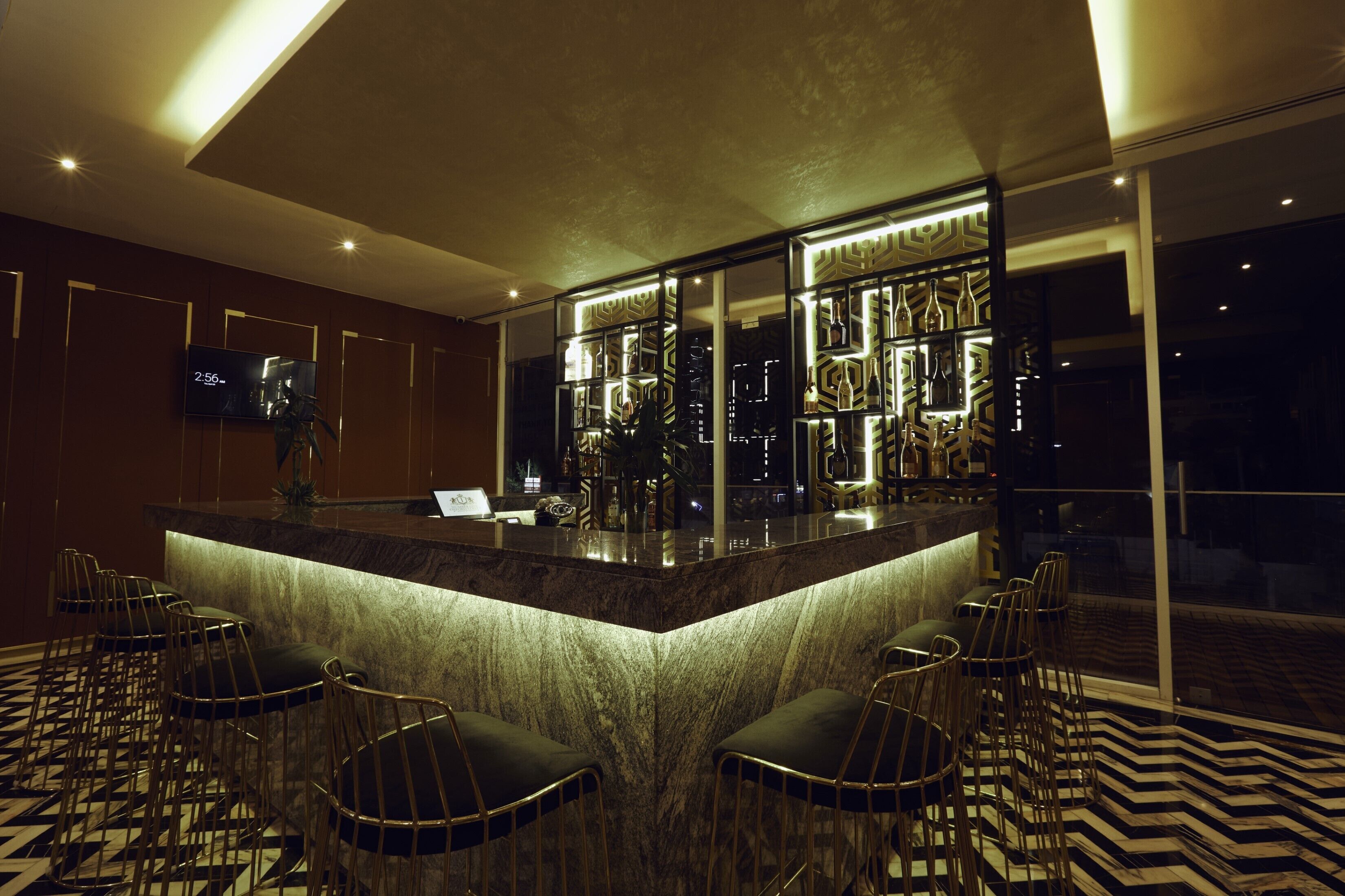Foto - Number One Oxford Street Hotel & Suites