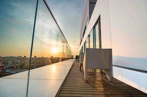 Grand Penthouse | Balcony view