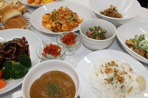 Daily buffet breakfast for a fee - Hotel REUS Ashoro (Ashoro)