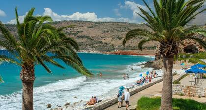 Stone built studio for 2,Olive Grove,Near Beach,Mani 3