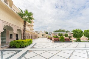 Garden - Shree Vallabh Vilas Lords Plaza Nathdwara - Pure Veg (Nathdwara)