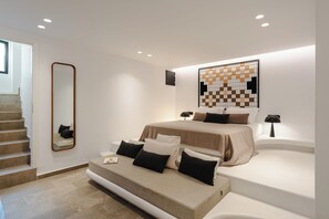 Kalea Elegant Villa with Sea View