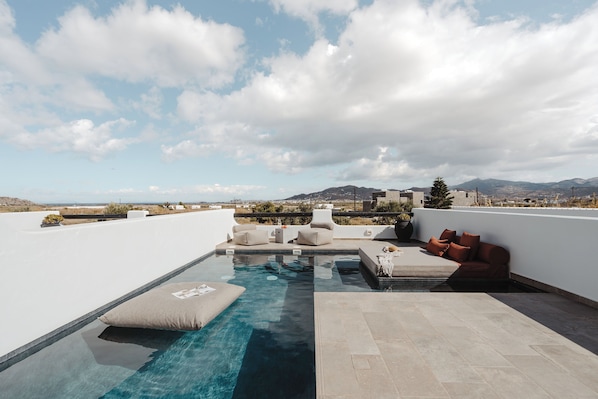 Grand Villa with Sea View | Vista dalla camera