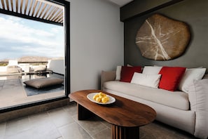 Kalea Elegant Villa with Sea View | Area soggiorno | Smart TV, Netflix, servizi in streaming, studio