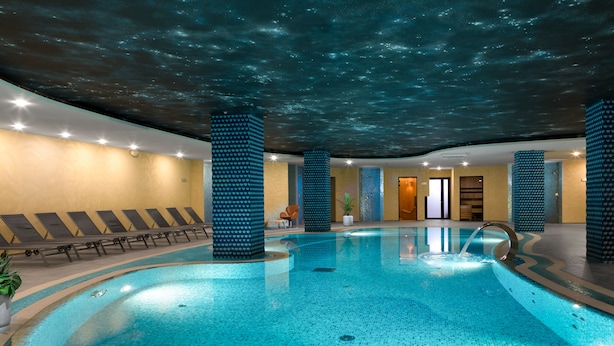 Couples treatment rooms, sauna, hot tub, steam room, Turkish bath - Atrium Hotel (Mahilyow)
