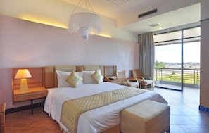 2 bedrooms, in-room safe