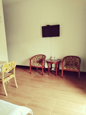 โต๊ะทำงาน, ห้องเก็บเสียง, Wi-Fi ฟรี, ผ้าปูที่นอน