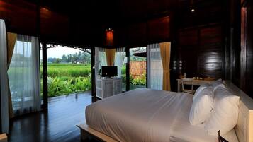 1 bedroom, in-room safe, iron/ironing board, WiFi