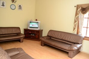 Coin salon dans le hall