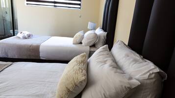 Junior Room | Egyptian cotton sheets, premium bedding, individually furnished
