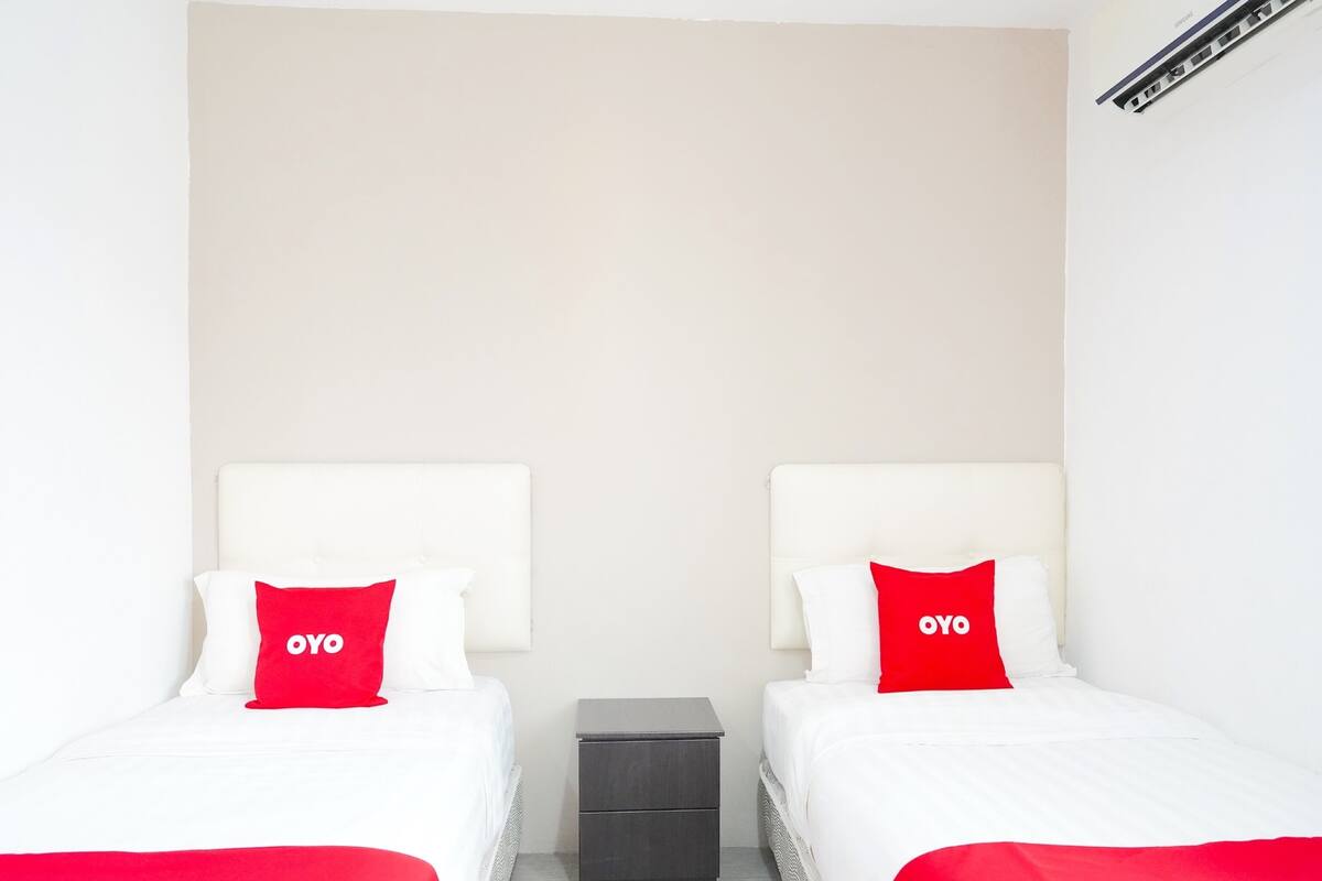 Phòng 2 giường đơn Deluxe | Bàn, truy cập Internet không dây miễn phí, bộ trải giường