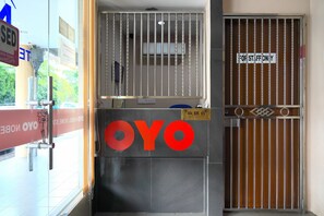 Quầy tiếp tân
