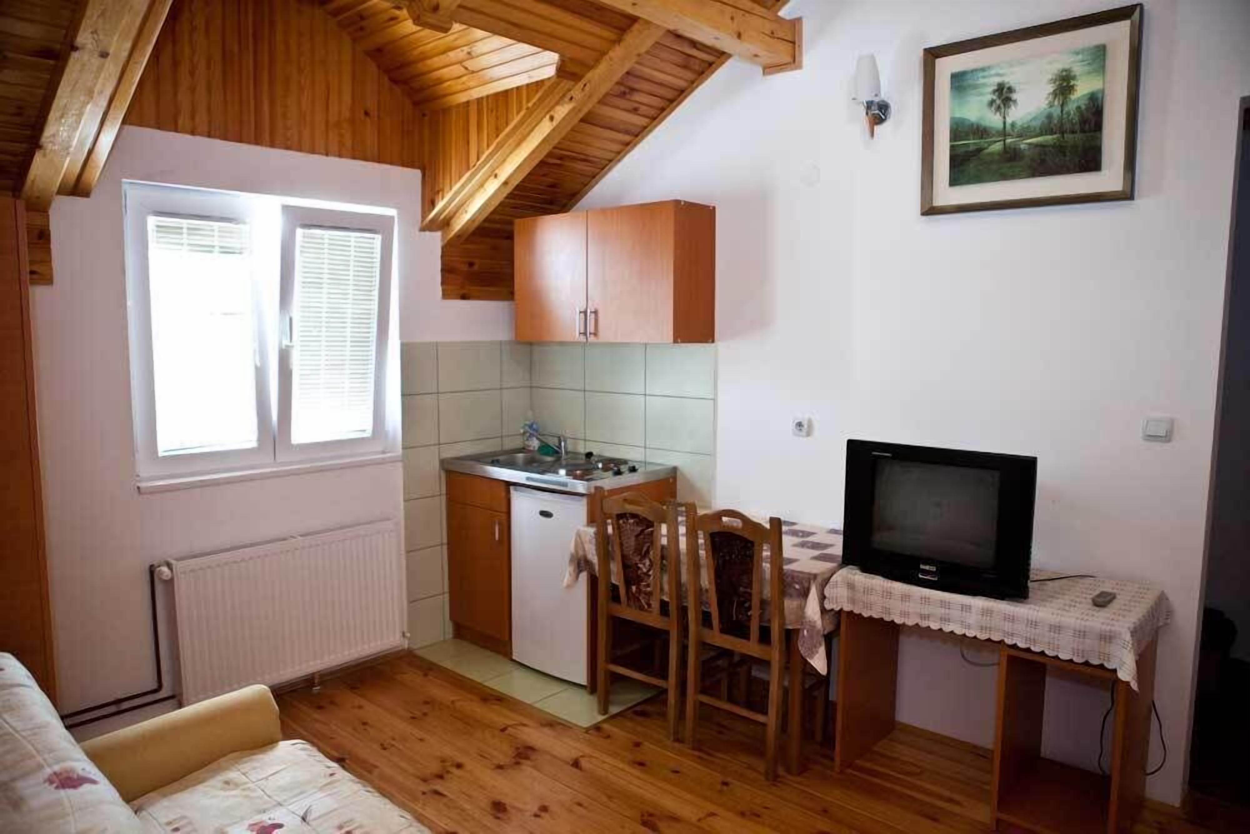Căn hộ phong cách cổ điển (29-32) | Bếp riêng