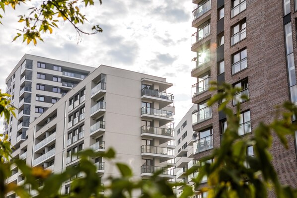 Exterior - Silver Apartments - ul. Klopot (Warsaw)