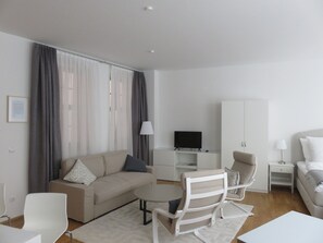 Departamento | Área de sala de estar | Televisión de pantalla plana 