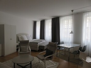 Căn hộ | Khu phòng khách | TV màn hình phẳng 