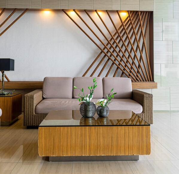 Interior - WIND Residences with balcony and Picturesque View of Taal Lake (Tagaytay)