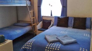 Room - airedale hotel (Blackpool)