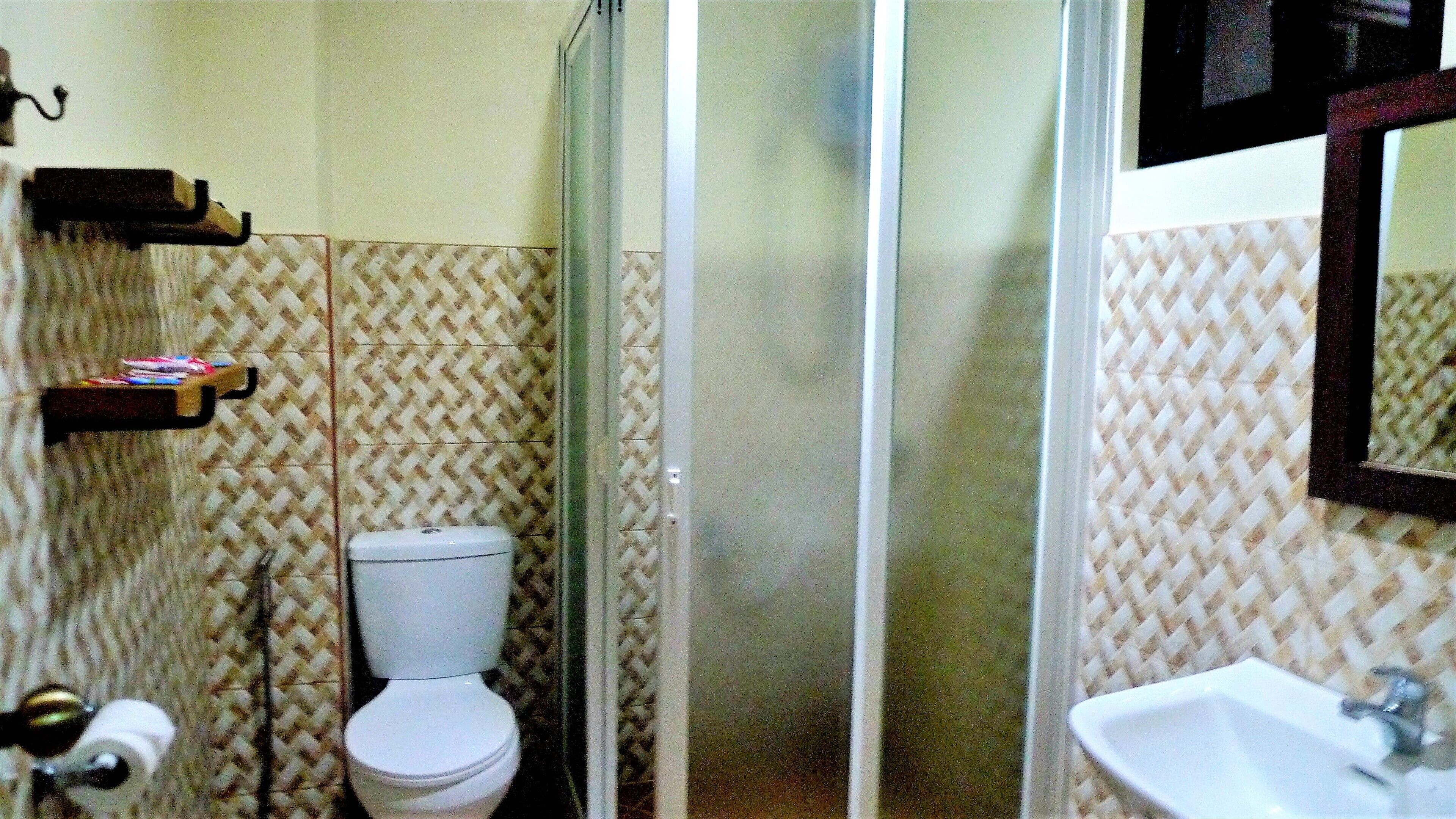 dormitory | bathroom | shower, free toiletries, hair dryer, bidet