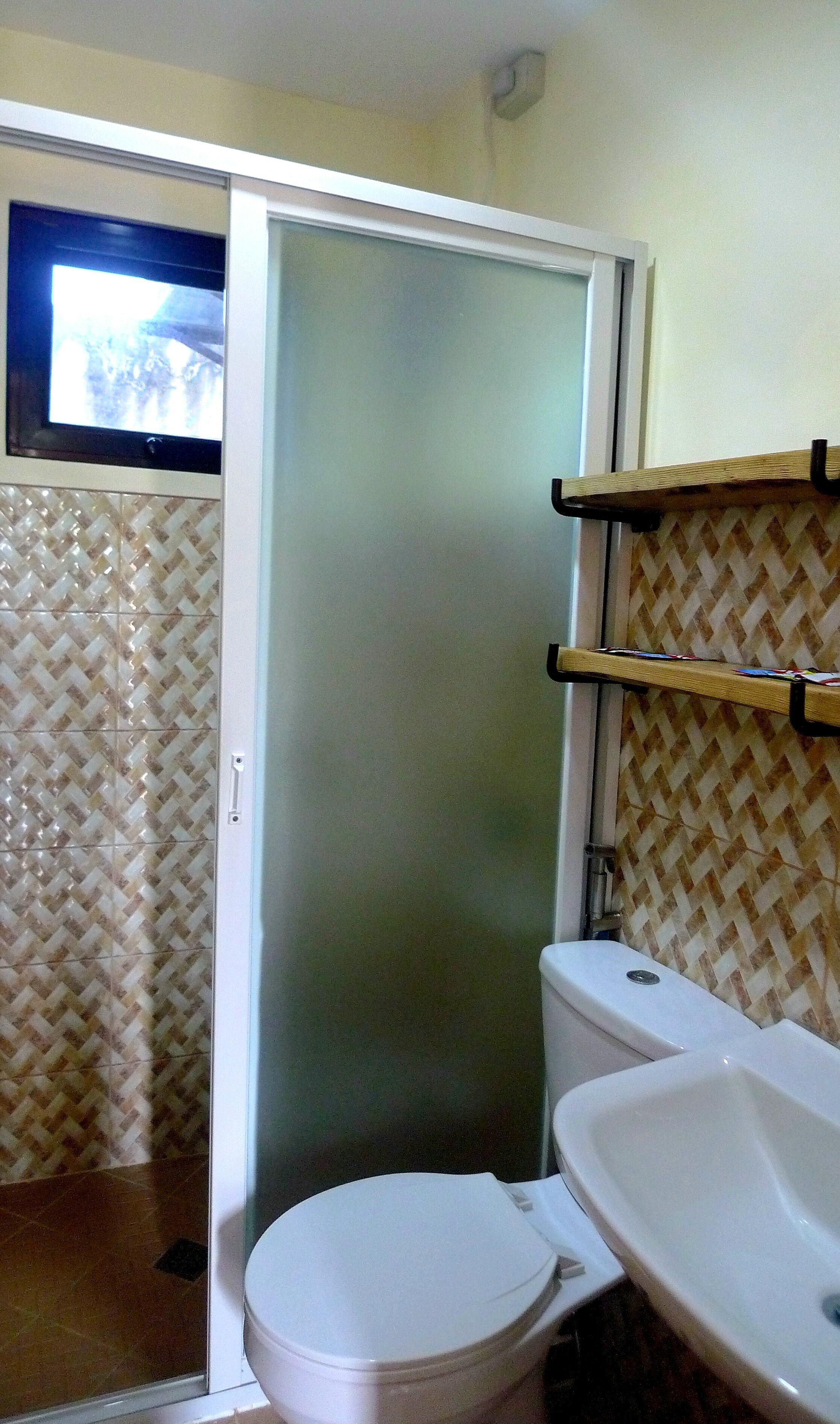 standard room | bathroom | shower, free toiletries, hair dryer, bidet