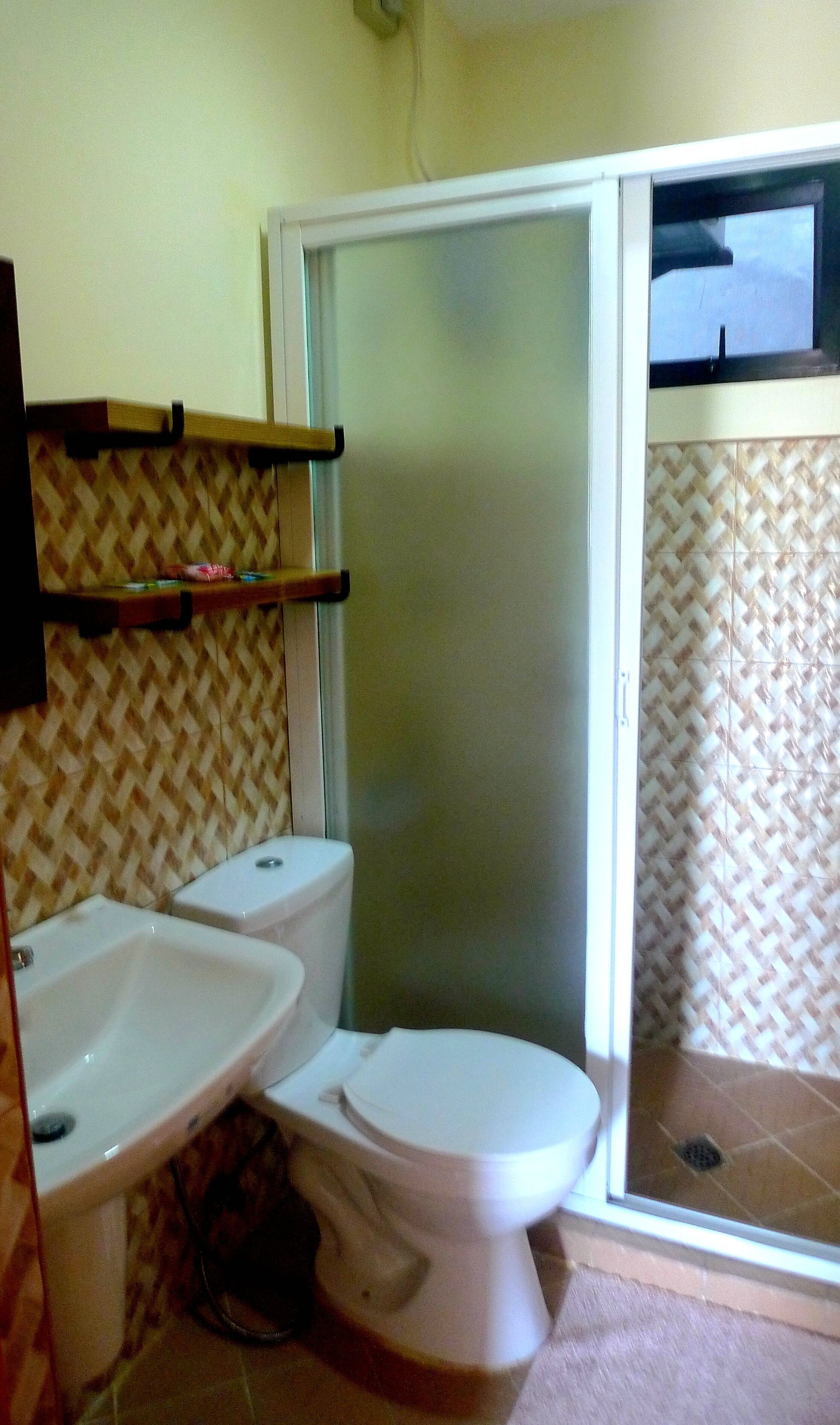suite room | bathroom | shower, free toiletries, hair dryer, bidet