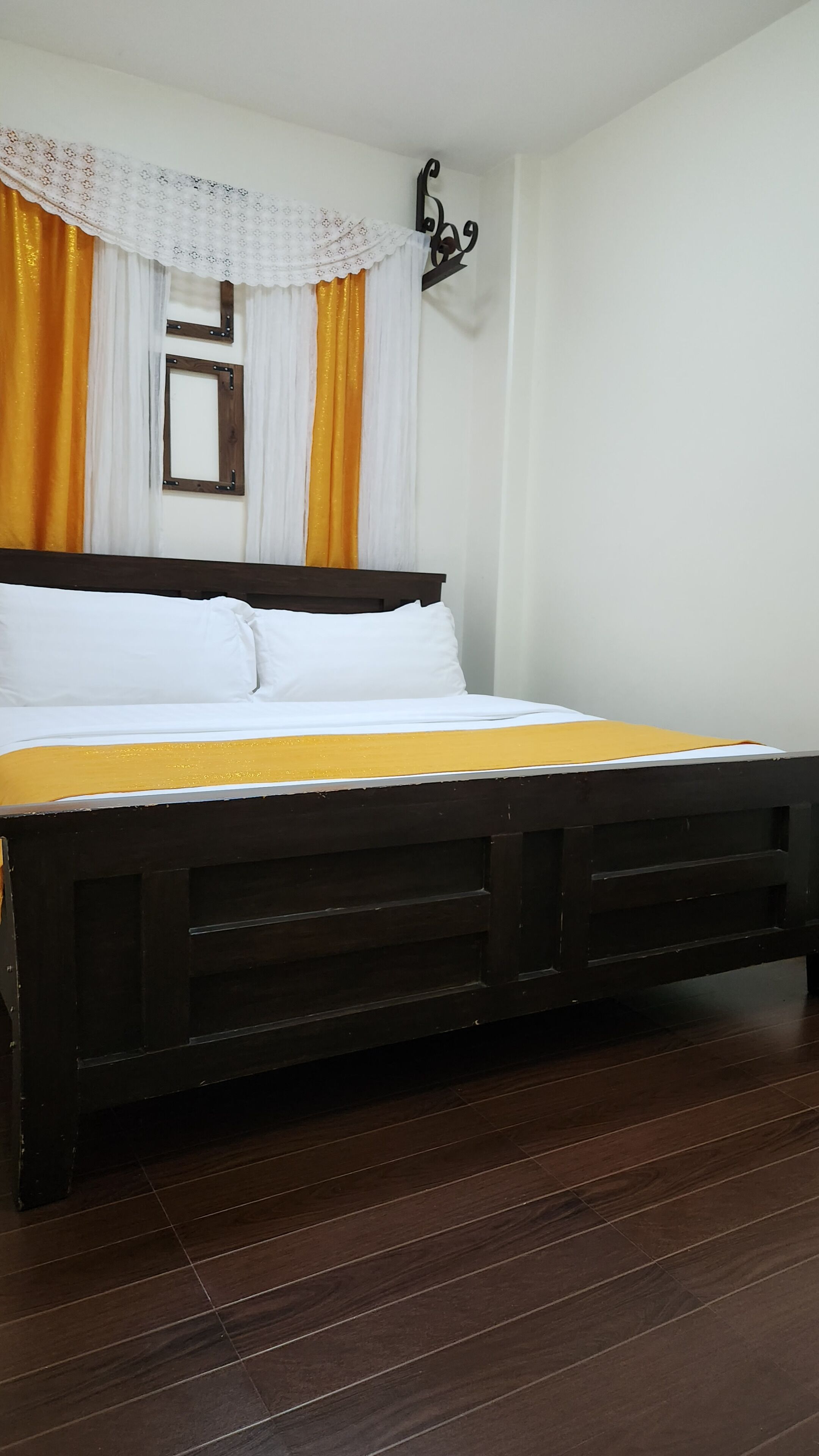 Premium bedding, desk, free WiFi, bed sheets