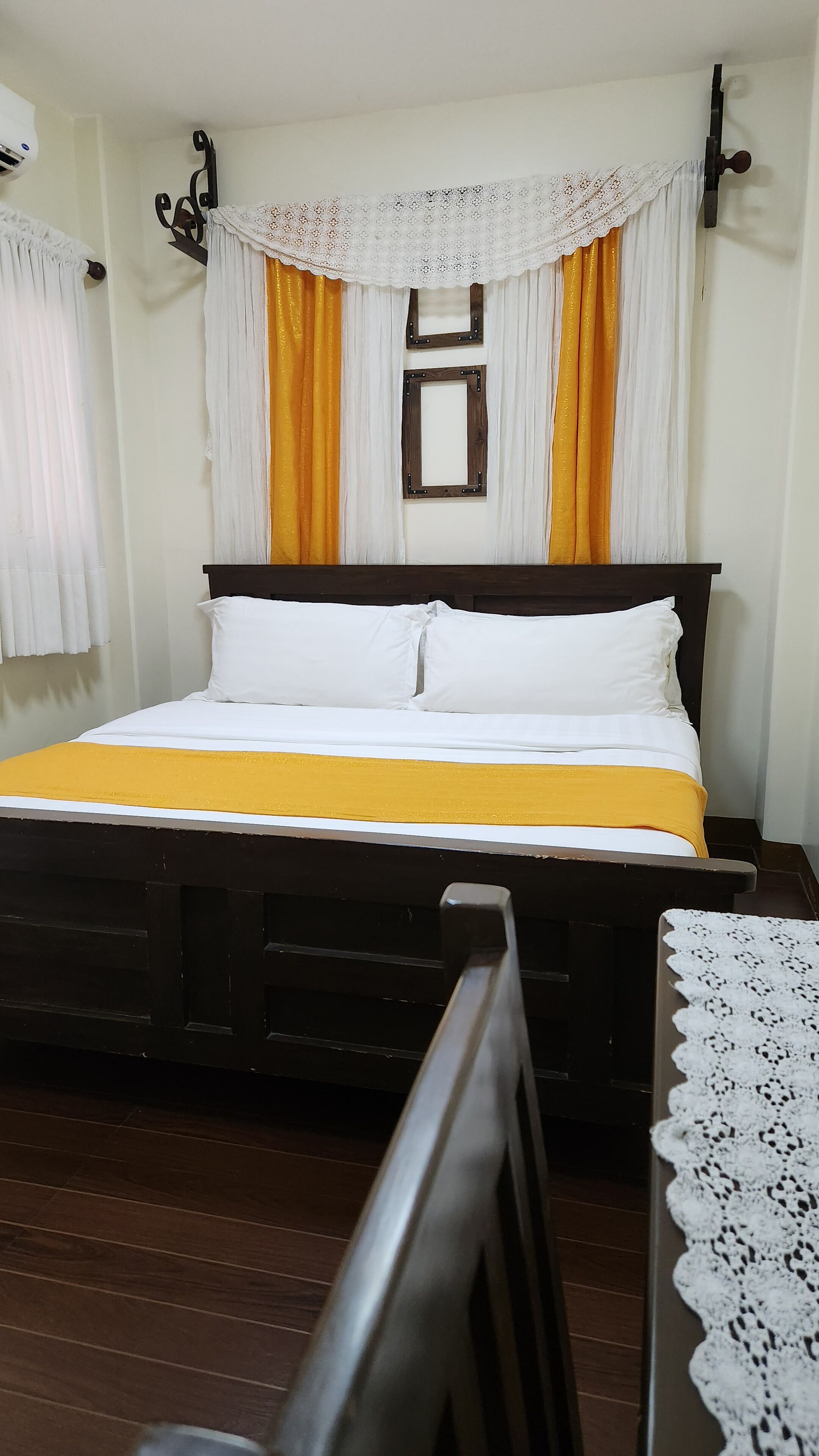 Premium bedding, desk, free WiFi, bed sheets