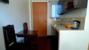 Superior room | In-room dining