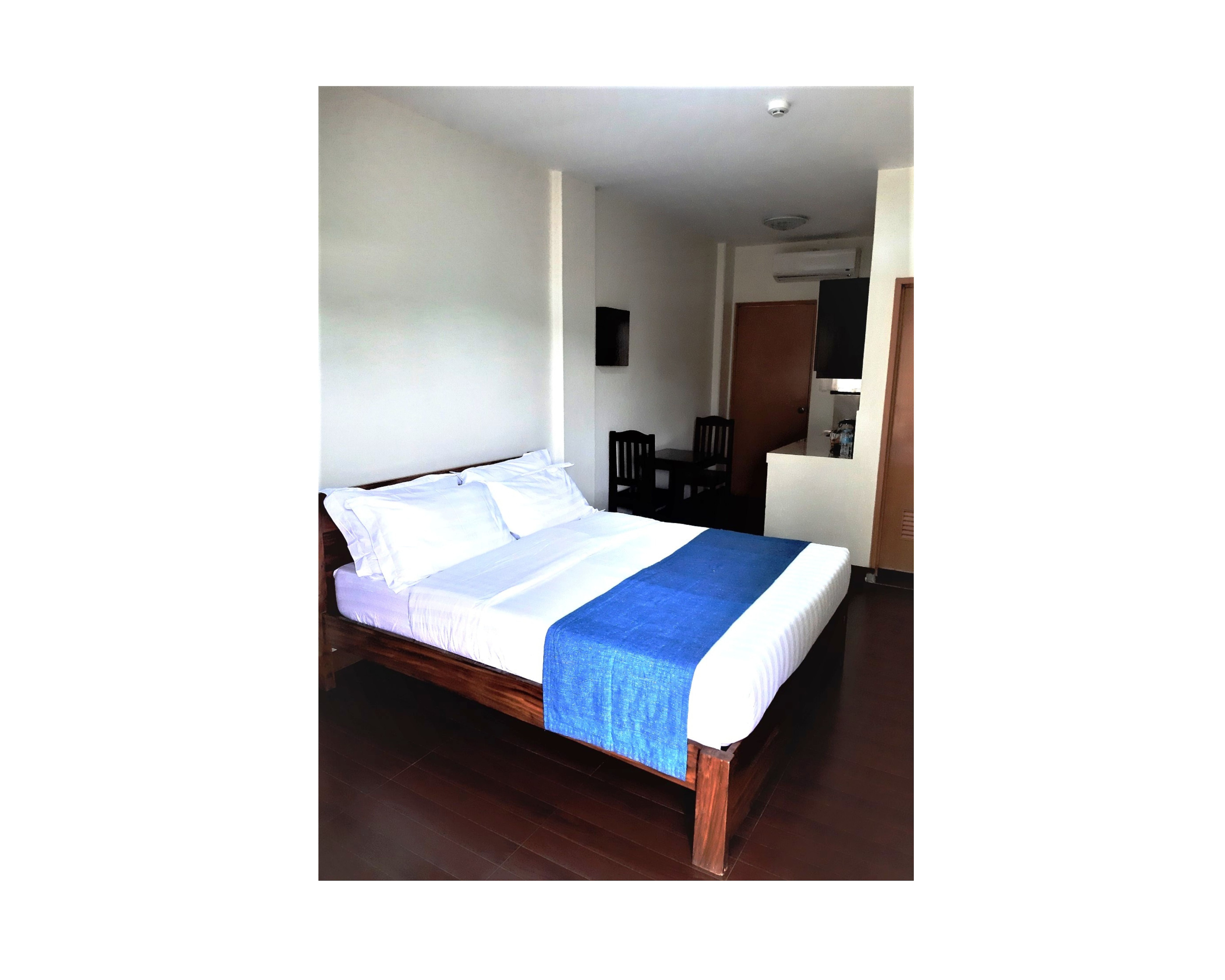 superior room | 1 bedroom, premium bedding, desk, free wifi