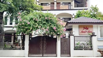 Overnatningsstedets facade