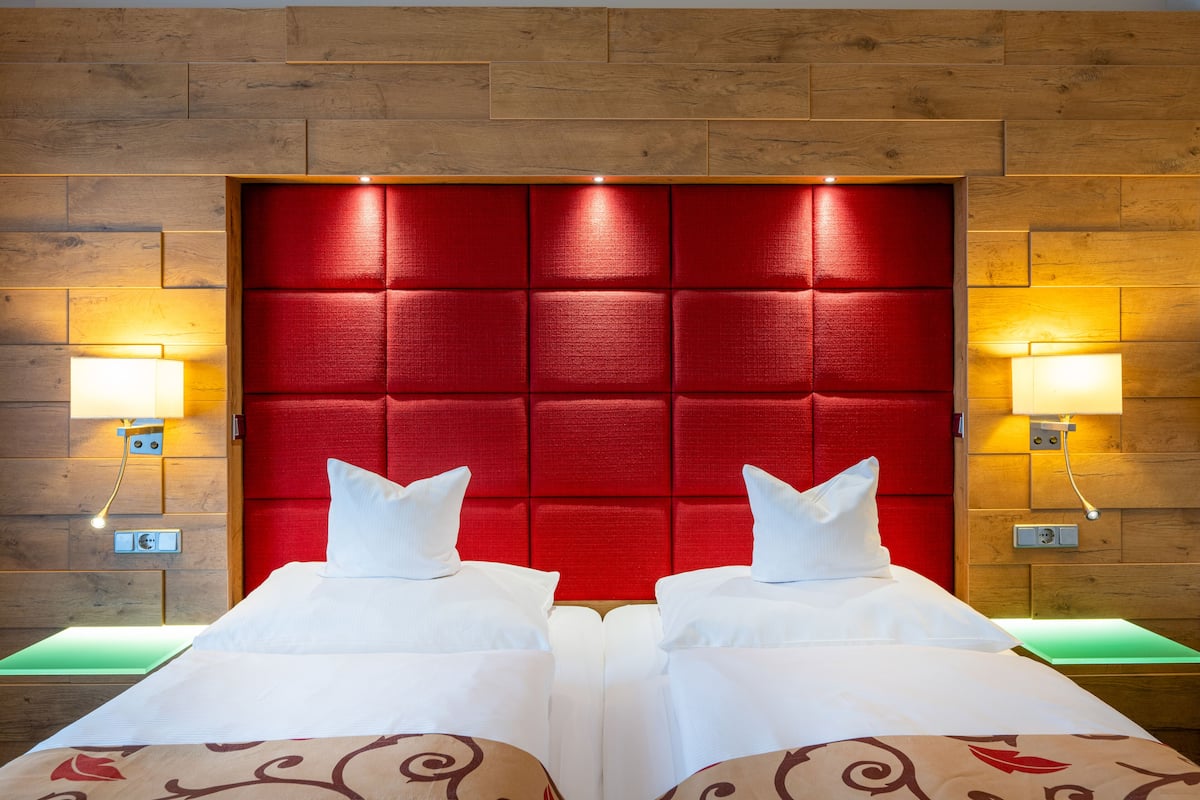 superior double room | hypo-allergenic bedding, in-room safe, desk, laptop workspace