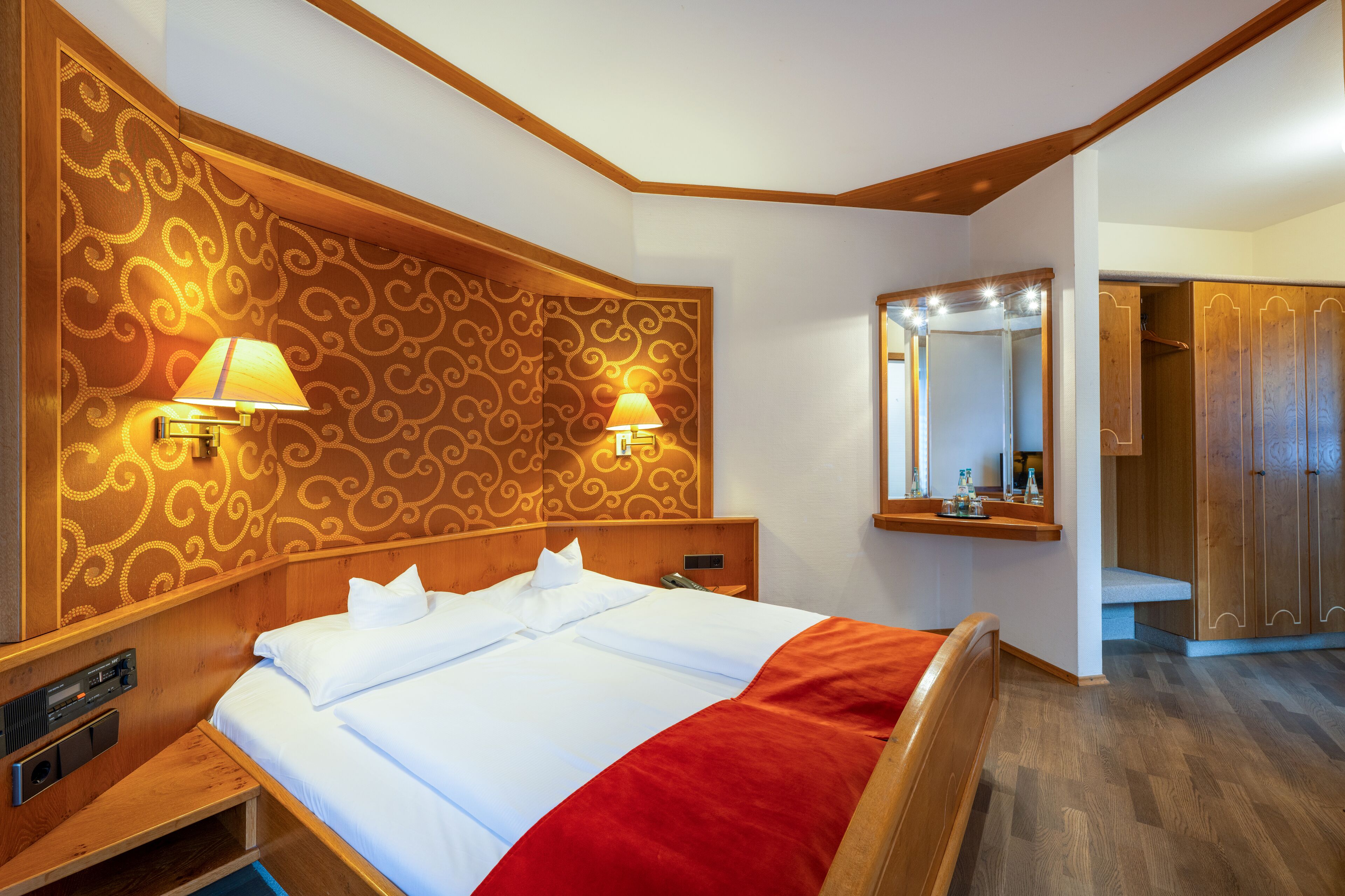 comfort double room | hypo-allergenic bedding, in-room safe, desk, laptop workspace