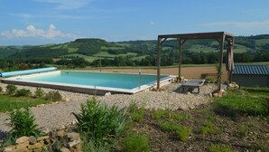 Seasonal outdoor pool - La Greze (Saint-Marcel-Campes)
